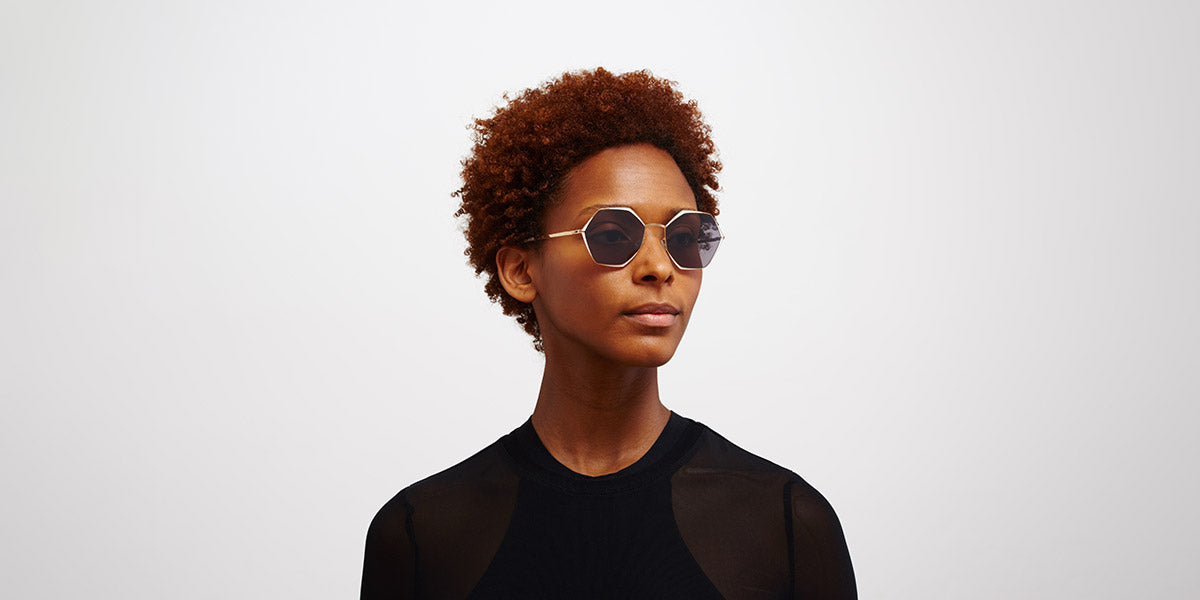 Mykita® ALESSIA MYK ALESSIA Champagne Gold/Aurore / Dark Purple Flash 55 - Champagne Gold/Aurore / Dark Purple Flash Sunglasses