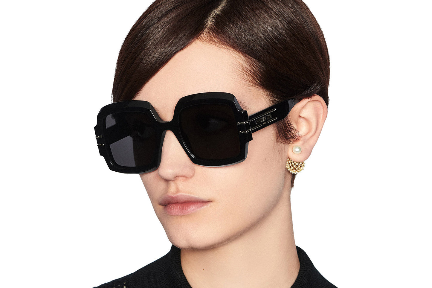 Dior® DiorSignature S1U D DSGTS1UXR 10A0 55 - Black Sunglasses