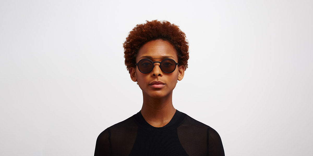 Mykita® HEMLOCK MYK HEMLOCK MH6 Pitch Black/Black / Polarized Pro Amber Brown 46 - MH6 Pitch Black/Black / Polarized Pro Amber Brown Sunglasses